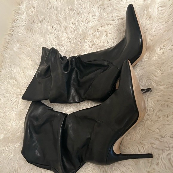 Black slouch Jessica Simpson 4 inch boot - Picture 3 of 4